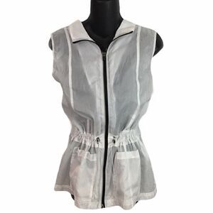 Fabletics Yoga Nylon Sleeveless Zippered Best Jacket Size Small